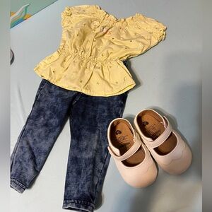 Adorable girl 12M outfit. Blue jeans and yellow summer shirt w shoes